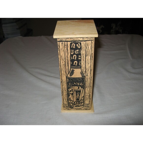 Ass Blaster Hot Sauce 5 oz Bottle Extremely Hot With Wooden Outhouse NEW - Picture 3 of 6